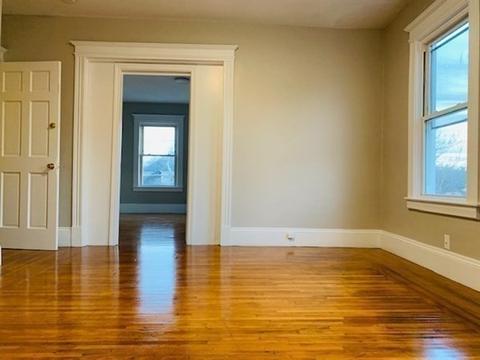 712 Sumner Ave, Springfield, MA 01108 photo 2