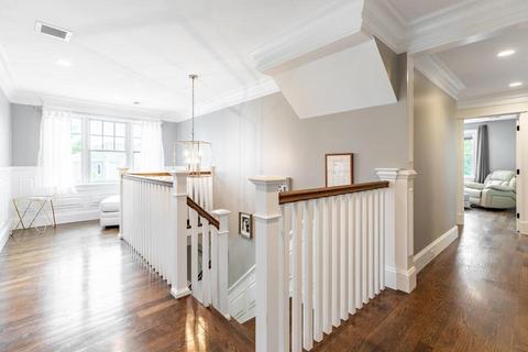 166 Jarvis Cir, Needham, MA 02492 photo 20