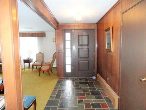 66 Hillside Ave, Webster, MA 01570 photo 4