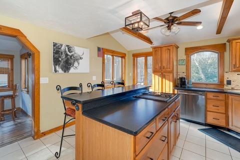 8 Radcliffe, Mashpee, MA 02649 photo 3