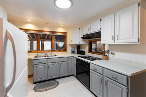 8 Mcdowell St, Ayer, MA 01432 photo 11