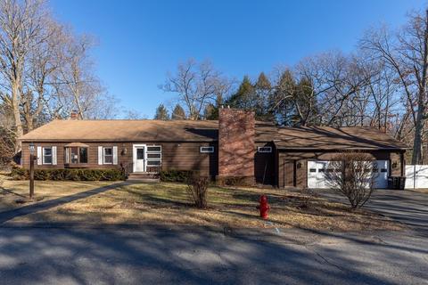 8 Mcdowell St, Ayer, MA 01432 photo 1