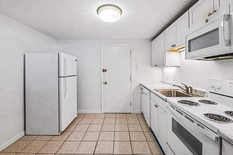 194 Pine St #A1, Danvers, MA 01923 photo 17