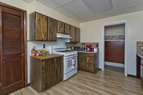 10 Riverview Ter, Chicopee, MA 01013 photo 6