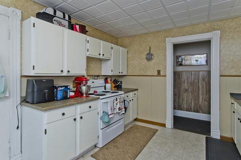 10 Riverview Ter, Chicopee, MA 01013 photo 22