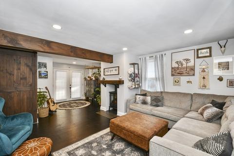 10 Orrison St, Worcester, MA 01609 photo 10