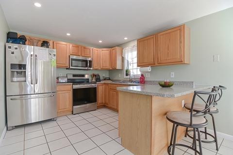 15 Joseph St, Worcester, MA 01604 photo 11