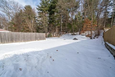 8 Ledge St, Sutton, MA 01590 photo 21