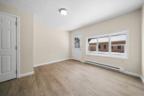 8 Ledge St, Sutton, MA 01590 photo 12
