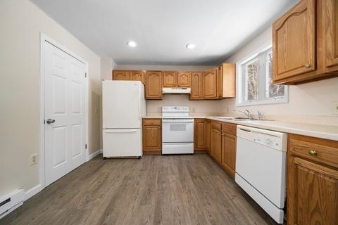 8 Ledge St, Sutton, MA 01590 photo 7