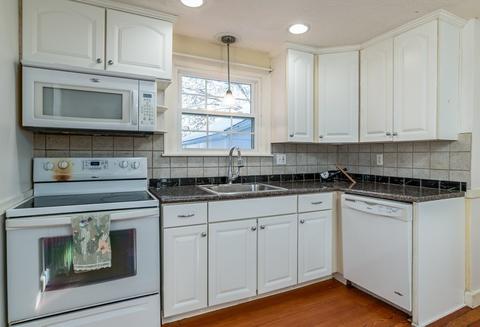 301 Gillette Ave, Springfield, MA 01118 photo 21