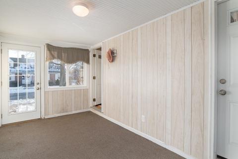 301 Gillette Ave, Springfield, MA 01118 photo 10