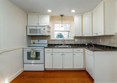 301 Gillette Ave, Springfield, MA 01118 photo 20