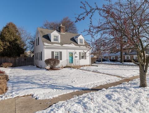 301 Gillette Ave, Springfield, MA 01118 photo 4