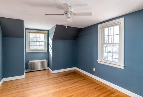 301 Gillette Ave, Springfield, MA 01118 photo 27