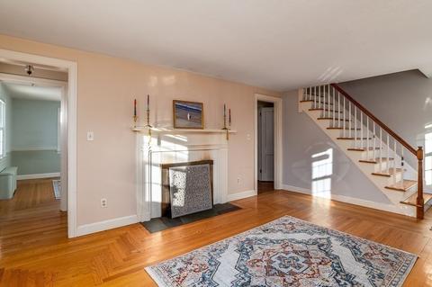 301 Gillette Ave, Springfield, MA 01118 photo 15