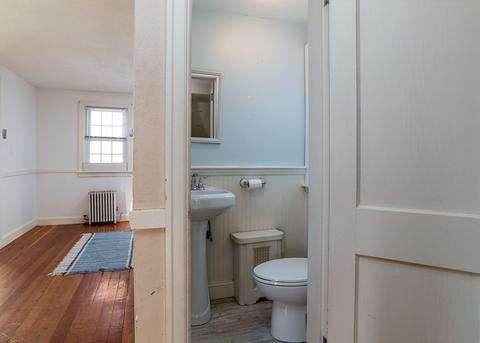 301 Gillette Ave, Springfield, MA 01118 photo 23