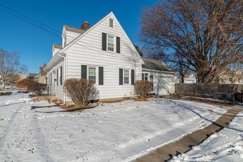 301 Gillette Ave, Springfield, MA 01118 photo 3