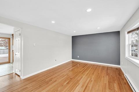 40 Albee St, Springfield, MA 01129 photo 10