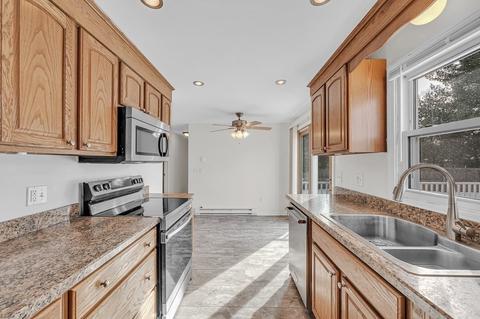 40 Albee St, Springfield, MA 01129 photo 7