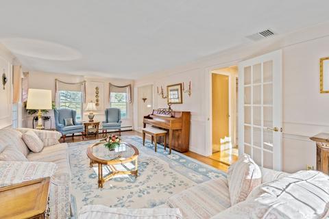 170 Sanderson Ave, Dedham, MA 02026 photo 10