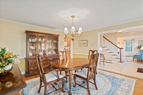 170 Sanderson Ave, Dedham, MA 02026 photo 14