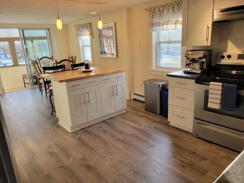 16 Spring St #B, Reading, MA 01867 photo 4