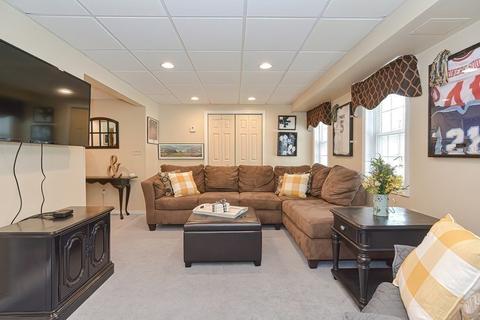 9 Tanglewood Dr, Franklin, MA 02038 photo 40