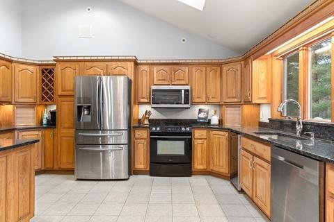 16 Meadowview Rd, Georgetown, MA 01833 photo 9