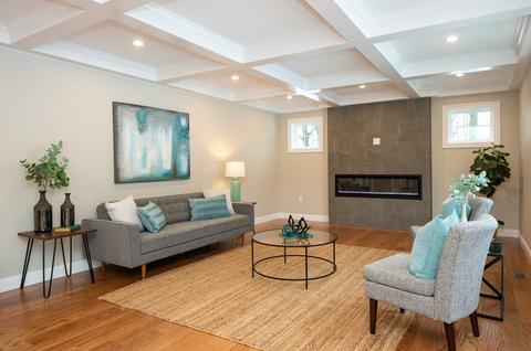 2 Cedar St, Reading, MA 01867 photo 8