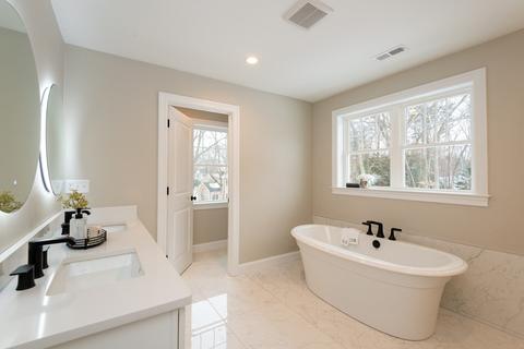2 Cedar St, Reading, MA 01867 photo 20