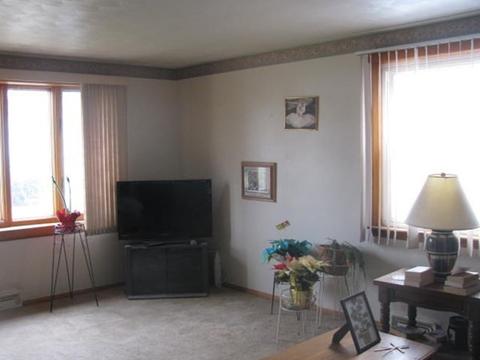 42 Redden St, Springfield, MA 01119 photo 8