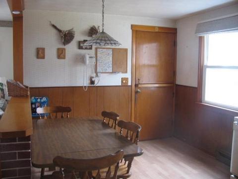 42 Redden St, Springfield, MA 01119 photo 6