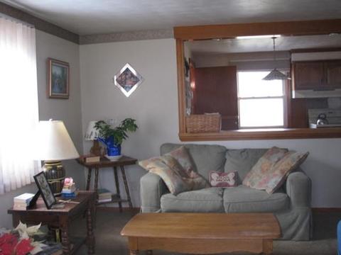 42 Redden St, Springfield, MA 01119 photo 10