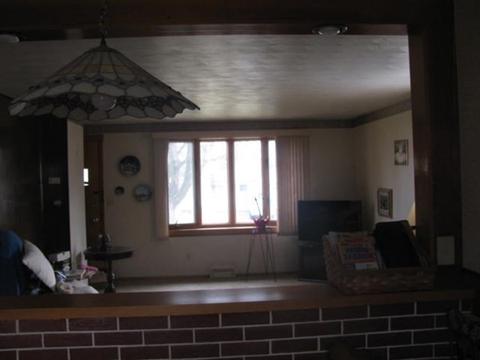 42 Redden St, Springfield, MA 01119 photo 11