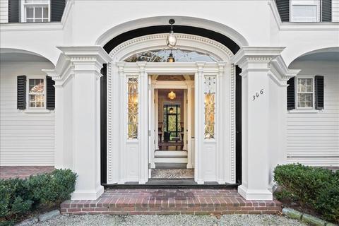 346 Main St, Hingham, MA 02043 photo 3