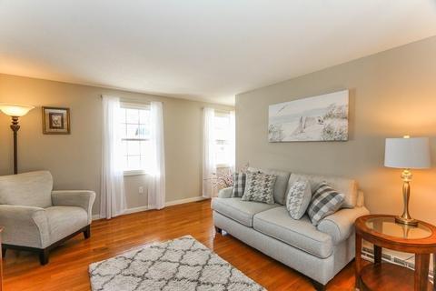 25 Gates Ave, Springfield, MA 01118 photo 10