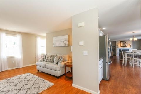25 Gates Ave, Springfield, MA 01118 photo 12