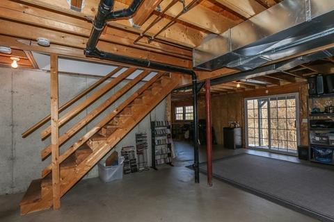 25 Gates Ave, Springfield, MA 01118 photo 36