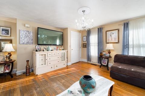 650 Cherry St, Fall River, MA 02720 photo 8