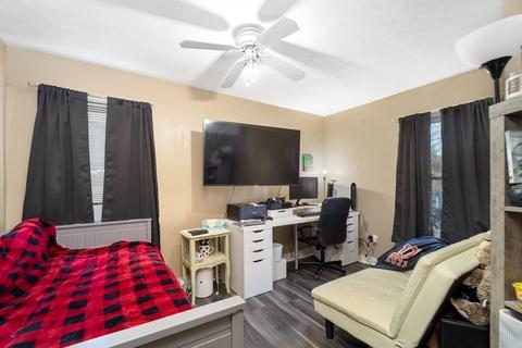 650 Cherry St, Fall River, MA 02720 photo 18