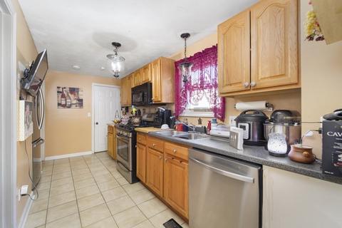 650 Cherry St, Fall River, MA 02720 photo 14