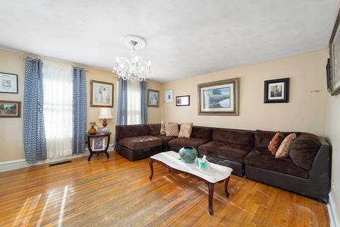 650 Cherry St, Fall River, MA 02720 photo 7