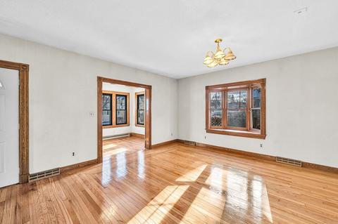 106 Bell St, Chicopee, MA 01013 photo 17