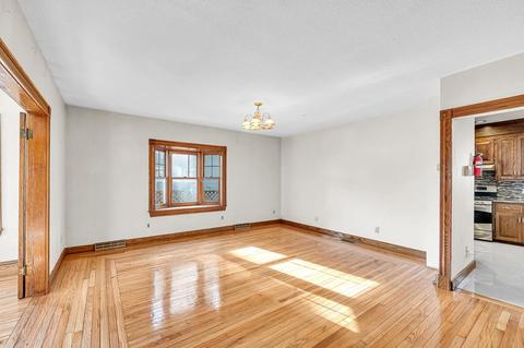 106 Bell St, Chicopee, MA 01013 photo 14