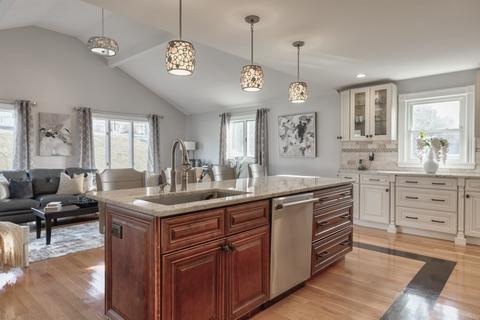 16 Delaware Ave, Danvers, MA 01923 photo 5