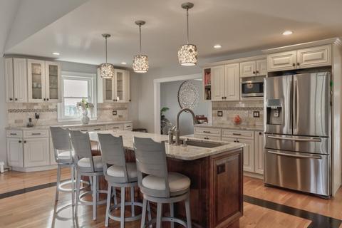 16 Delaware Ave, Danvers, MA 01923 photo 3