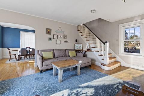 17 Endicott Ave, Marblehead, MA 01945 photo 7
