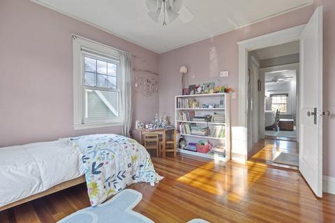 17 Endicott Ave, Marblehead, MA 01945 photo 13