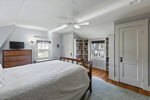 17 Endicott Ave, Marblehead, MA 01945 photo 11